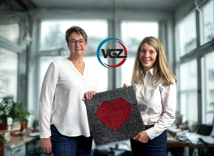 Von links: Tanja Damm und Viola Müller-Hanke, Bildrechte: VGZ Schwalm-Eder