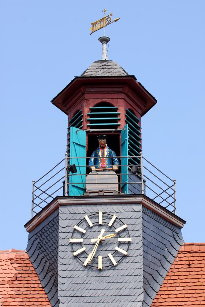 Bartenwetzer im Rathausturm