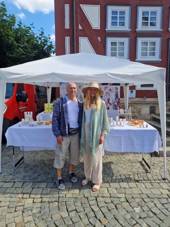 Alicia Hasert aus Lauterbach präsentiert mit Ringana frische Körperpflege und Vitalstoffe – zu erleben auch beim letzten Feierabend-Markt am 9. September.